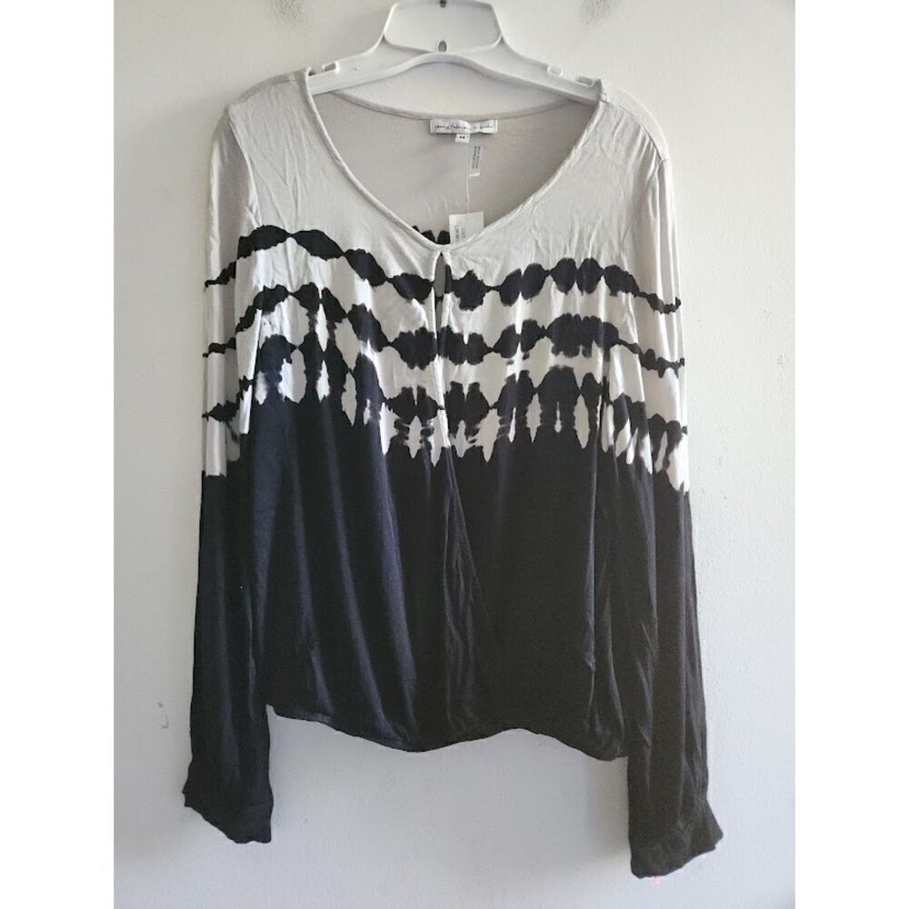 NWOT Young Fablous & Broke Black & Grey Print Faux Wrap Blouse size Medium